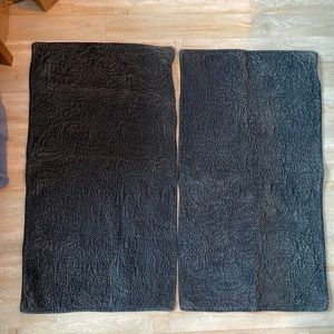 Pottery Barn Pair of King Blue Shams